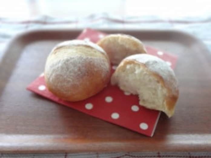 バターなしパンのレシピ！バター・卵・ミルク不使用のふわふわパン