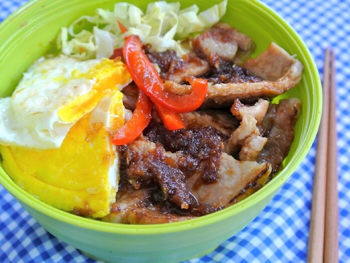 お弁当1年生でも簡単！豚生姜焼き丼弁当