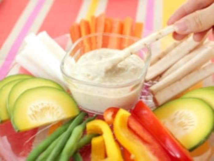 豆乳バーニャカウダソースの簡単レシピ！サラダとの相性抜群