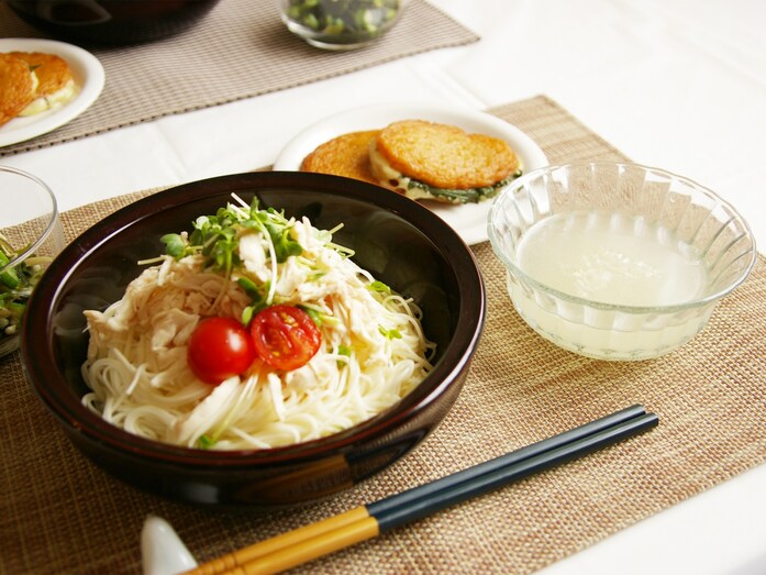 食欲すすむ塩味のつゆ。ネギ塩だれの鶏そうめん