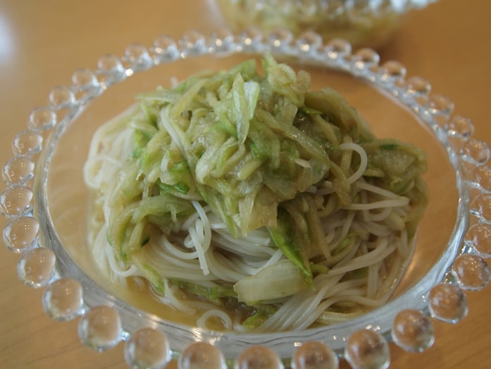 たっぷりレタスときゅうりのそうめんレシピ…サラダ感覚で美味しい！