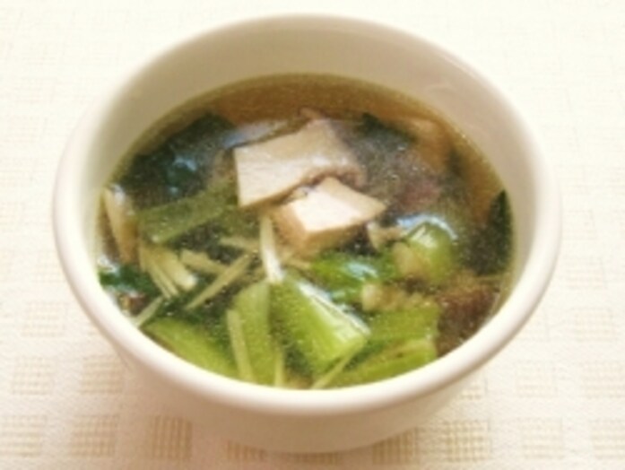 青梗菜ときのこのカレースープ
