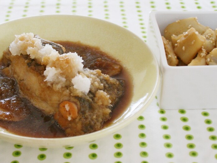 カレイのおろし煮とれんこんのごま酢炒め