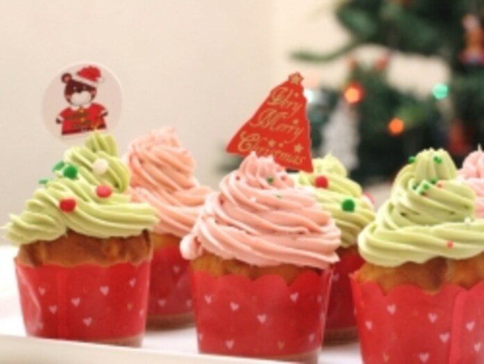 クリスマスカラーのおいしいバタークリームケーキ