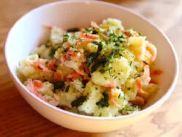 桜えびとじゃがいもの和え物のレシピ……簡単さわやかな一品！