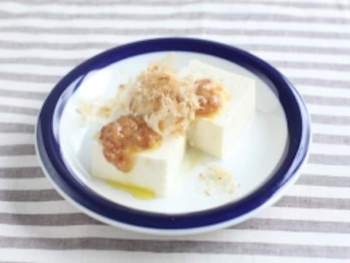 食中毒を防止　豆腐の梅だれ冷や奴