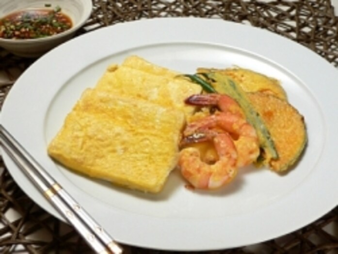 ヘルシーでスタミナがつく、豆腐とえびのピカタ