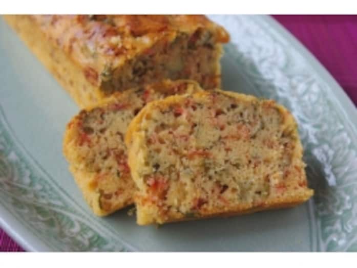 ピリ辛！ トムヤム風味のケークサレ