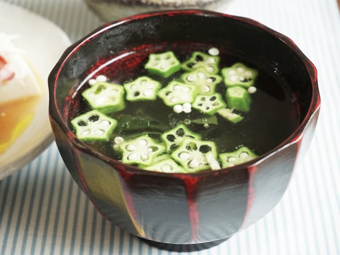 オクラとワカメの即席昆布茶のお吸い物レシピ…とろとろで美味しい！