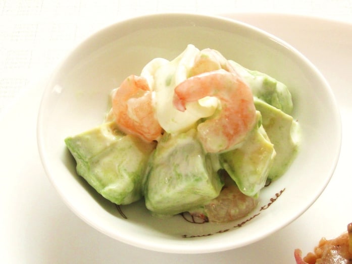 アボカド味噌魚介サラダ