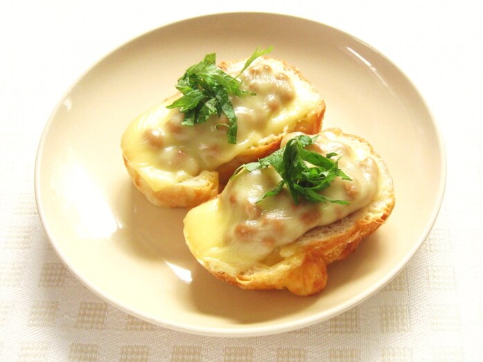 納豆チーズ梅じそカナッペ