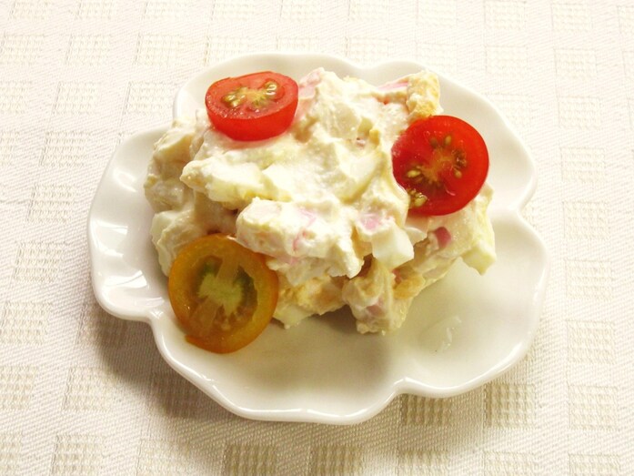 カッテージチーズとかまぼこの卵サラダ