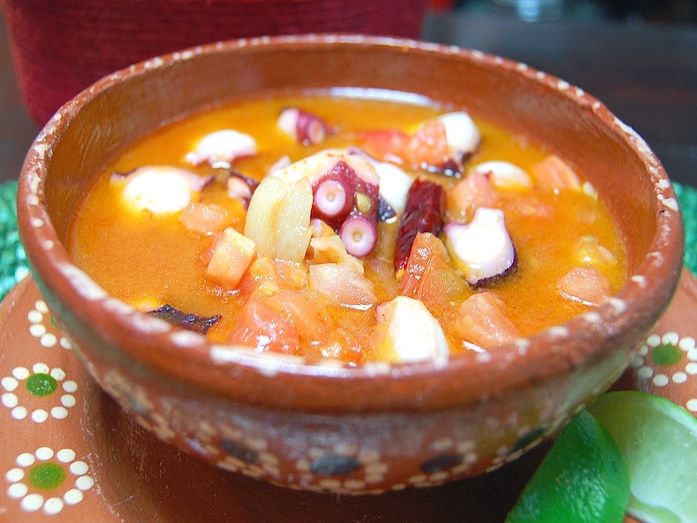 マリネーラのレシピ……タコとトマトを使ったメキシコ風料理