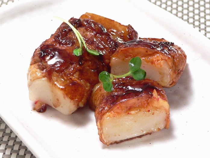 余ったお餅をアレンジ 肉巻きキムチ餅のレシピ