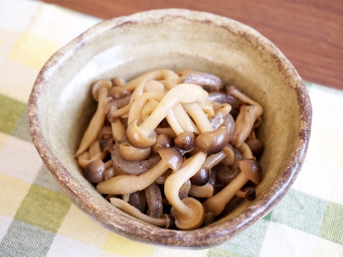 低カロリーおかず！糸こんにゃくとしめじのきんぴら