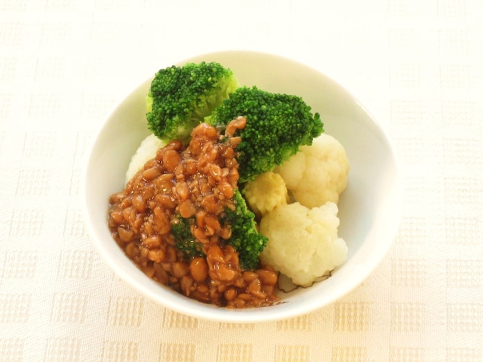 納豆ドレッシング温野菜サラダ