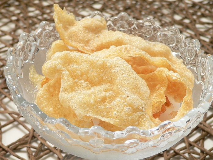 サクサク軽い手作り絶品ポテチ……じゃが芋の皮の茹で汁で作る！