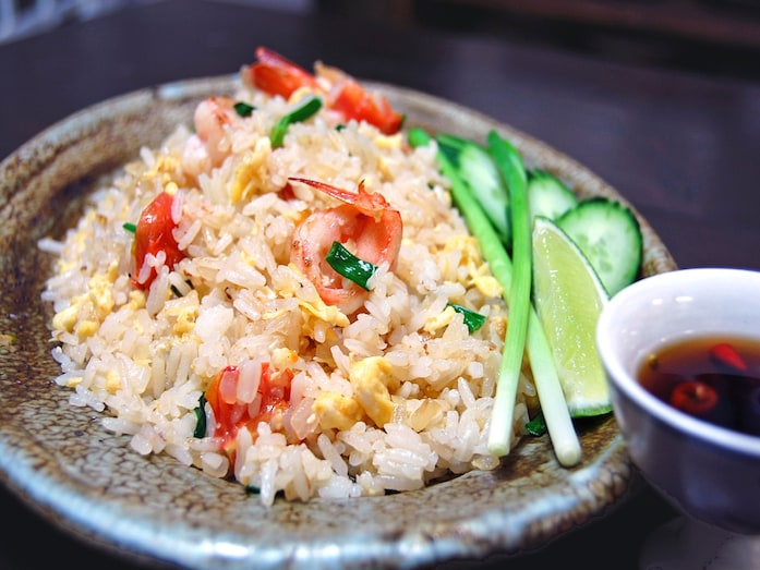 タイのえびチャーハンのレシピ！日本人に大人気なチャーハンの作り方
