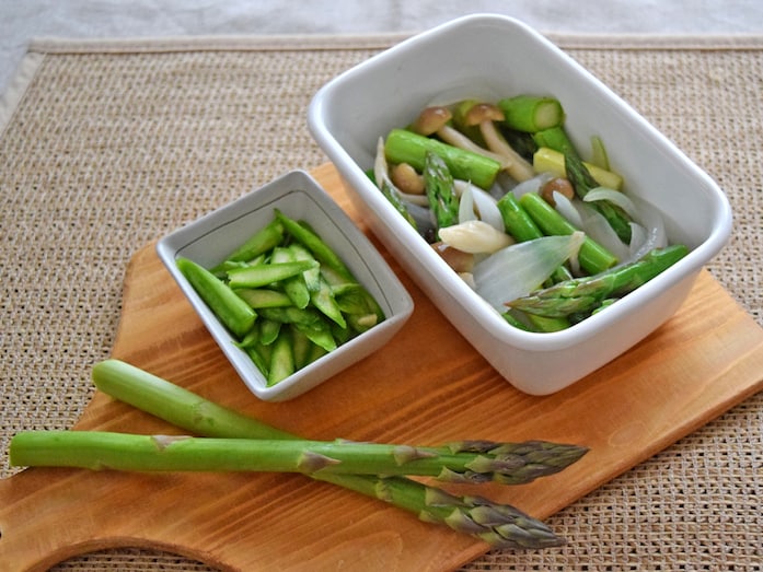 アスパラの常備菜二種のレシピ！ 下ごしらえと茹で方も
