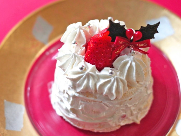 レンジで作る超簡単ケーキ！10分でできるミニクリスマスケーキ