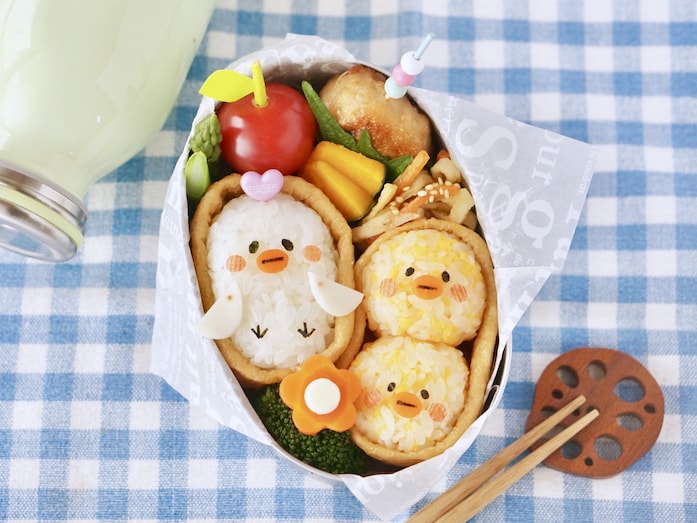 お稲荷さんで作るキャラ弁！ ニワトリとヒヨコの開き稲荷レシピ
