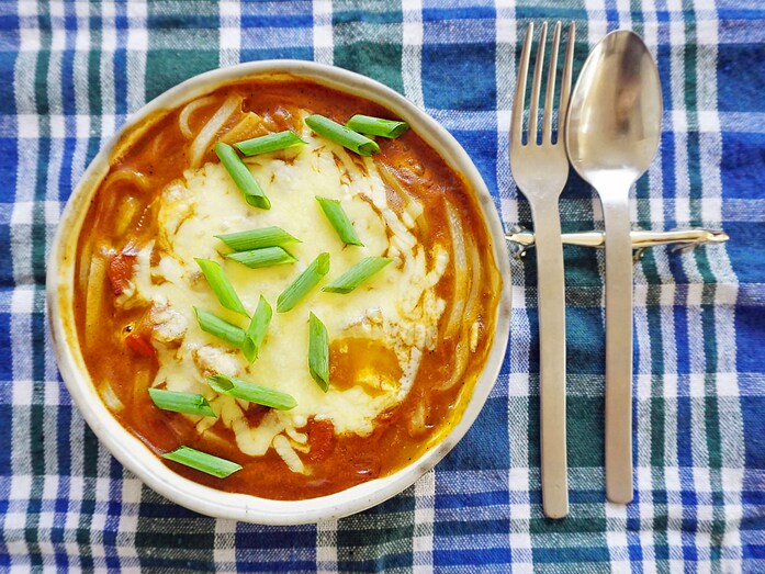 冷凍うどんをアレンジ！カレーうどんグラタン