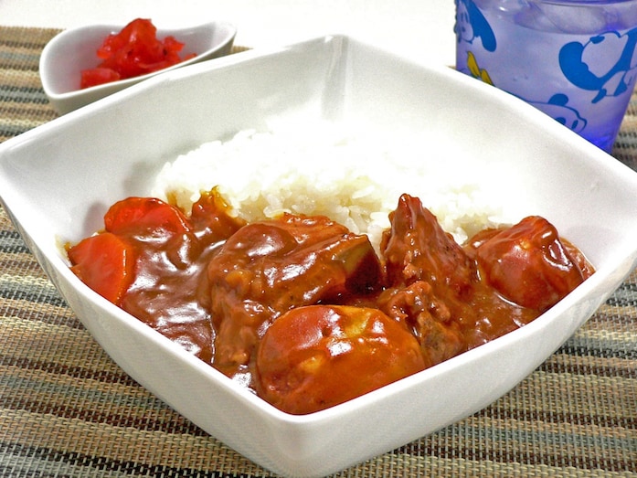 市販のカレールーを使った超うまいカレーの作り方！本格で簡単レシピ