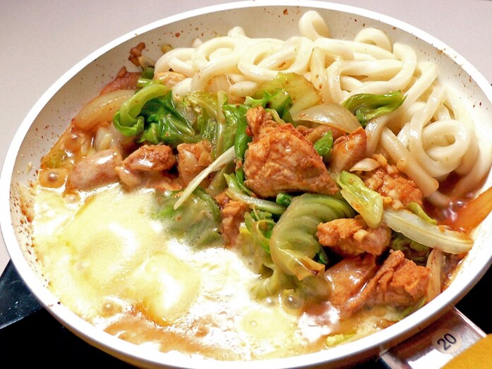 チーズタッカルビをうどんで！甘辛なうどんが美味しいレシピ