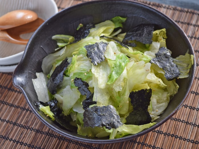 やみつき塩レタスのレシピ！レタスを大量消費する簡単料理の作り方
