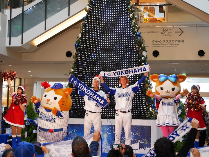 来シーズンも両選手の「I ☆ YOKOHAMA」がお立ち台で聞けることを期待したい（2017年12月24日撮影）