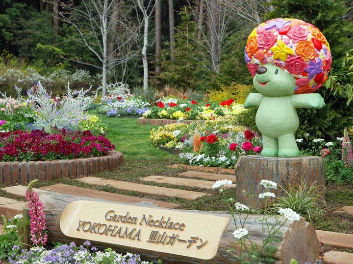 里山ガーデンのウェルカムガーデンにはマスコットキャラクター「ガーデンベア」がカムバック（2018年3月24日撮影）