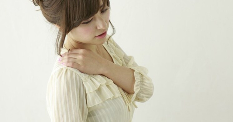 医師が語る! 「夏肩こり」の3つの原因と対処法