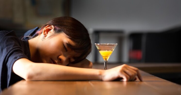 お酒をたくさん飲んでも、家に帰れるのはなぜ?~記憶とアルコールの不思議な関係