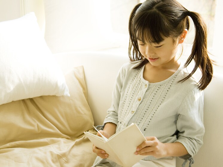 「子どもに読書をさせることが重要」は実は間違いだった?
