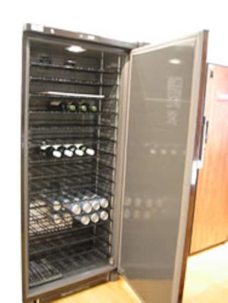 商品画像：概要 家庭用ワインセラー NR-EW19D56CM | 冷蔵庫 | Panasonic 1