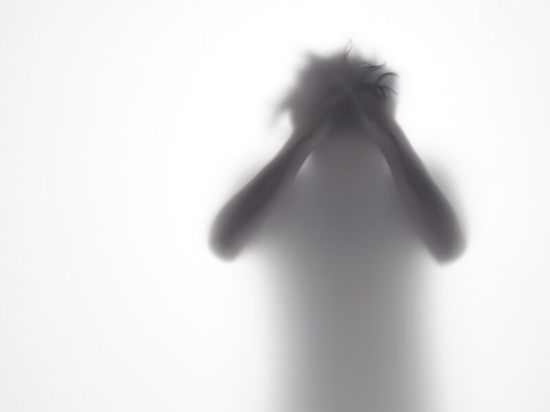 希死念慮・自殺願望・死にたい気持ちの原因と対処法【精神科医が解説】