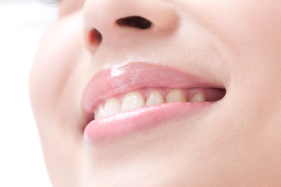 眠っているときの歯ぎしりは病気？ 睡眠中、眠りの質を落とす歯ぎしりの原因・対処法・治し方