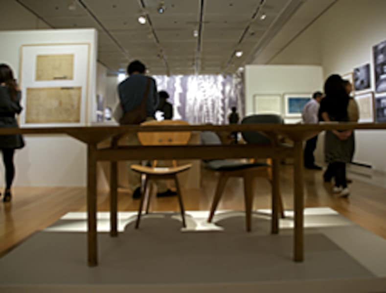 坂倉準三の小椅子　日本女子大の図書館で実際に使われていた個体です。 坂倉準三の小椅子 日本女子大の図書館で実際に使われてい