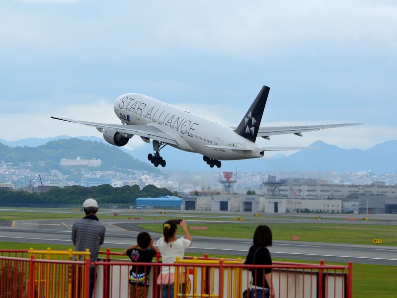 空港で上手に「飛行機撮影」するには?【伊丹空港編】