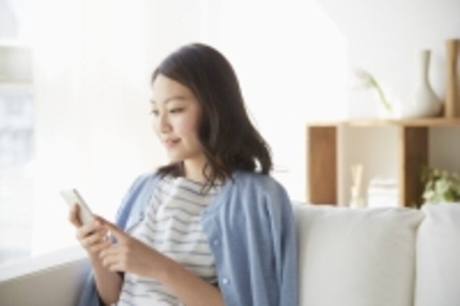 ユーザーが増えているネットフリマ。オークションとは違い、出品後数分で取引が成立することも。