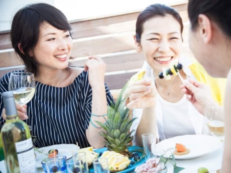 女子会ばかりして、市場価値を知って目を背けないで!あなたの現実を受け入れて!