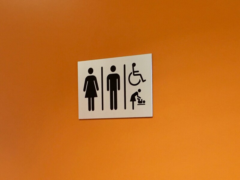 スウェーデンのトイレ事情 紙は流せる?有料?