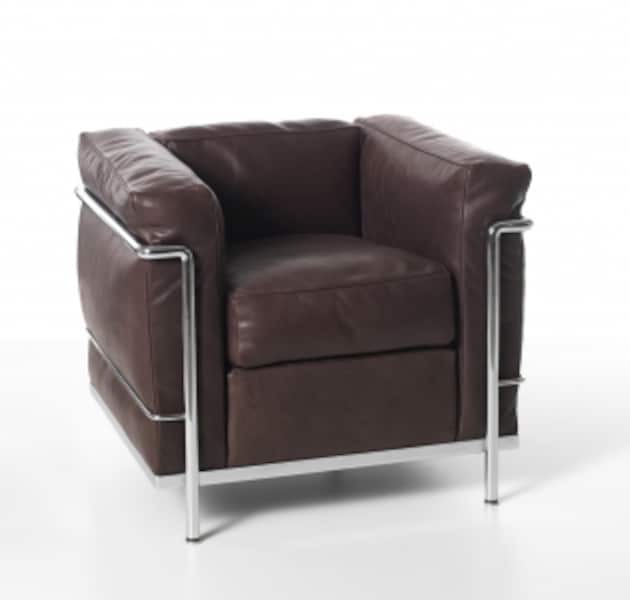 名作テーブルE-1027を作ったアイリーン・グレイとは？ [家具