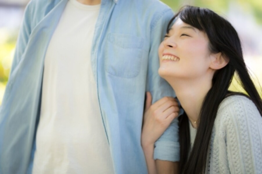 甘えておねだりして、そんなの私じゃないっ!と思っててても、男性は甘えてくれたり自分をたよってくれる女性が好きなんです。