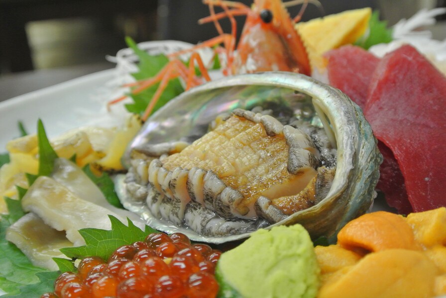 北海道の絶品エゾアワビを堪能!ガイド厳選3スポット