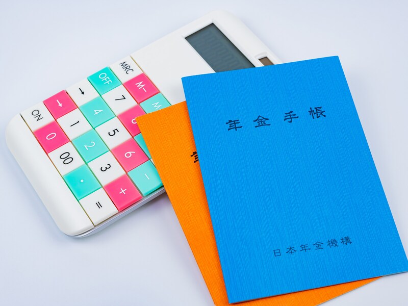 【2026年】特別支給の老齢厚生年金とバイト収入がある場合、合計されて税金が引かれるの？