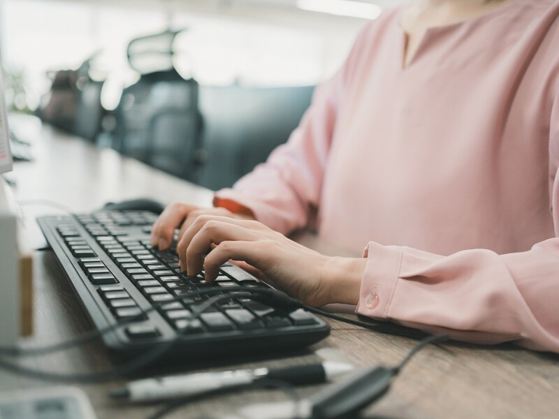 リモートワークを廃止して「出社回帰」を奨励する企業も…改めて考える在宅勤務のメリット・デメリット