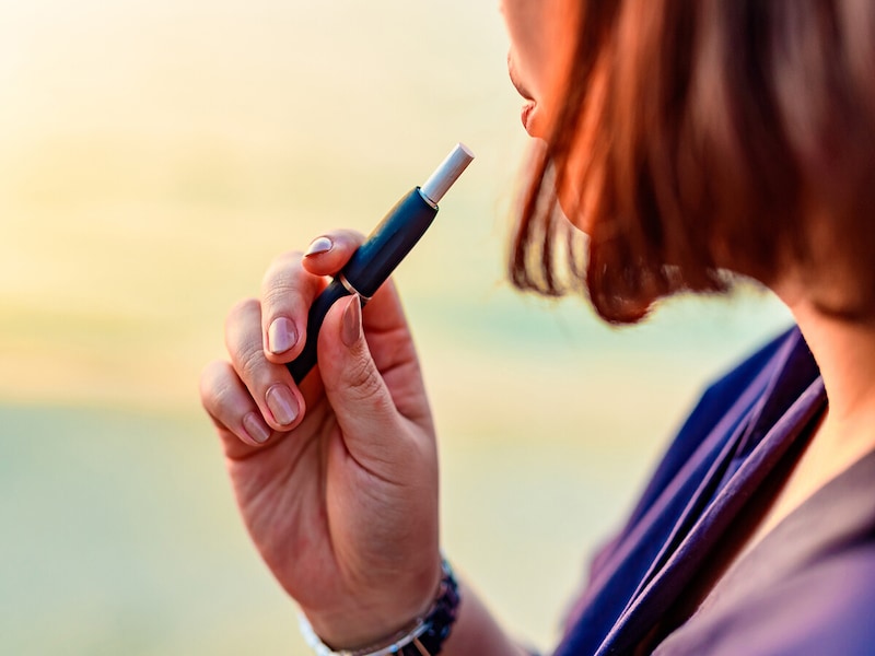 今使っている「加熱式たばこデバイス」ランキング！ 2位「IQOS イルマ」、1位は？【専門家の解説も】