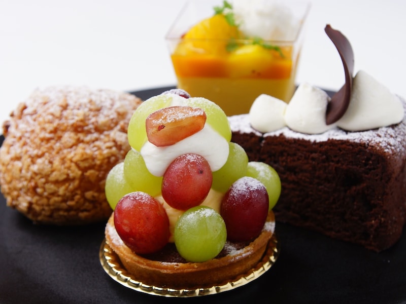 Q. ダイエット中ですが、どうしてもケーキが食べたいです。太りにくいケーキはありますか？