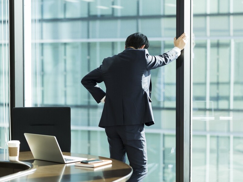 日本人特有の「責任感の強さ」が要因？仕事のパフォーマンス・やる気が下がる「ダウンタイム」に要注意